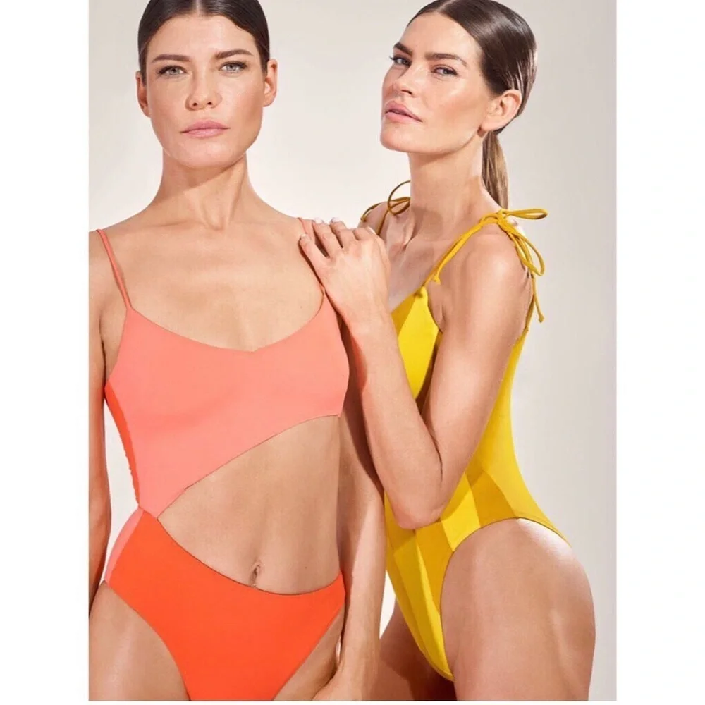 NWT Sian Swimwear Bathing Suit